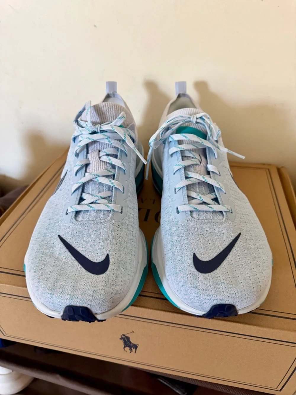 Nike Invincible Run 3 Men's Running Shoes - Light Blue & Teal - Picture 3 of 5